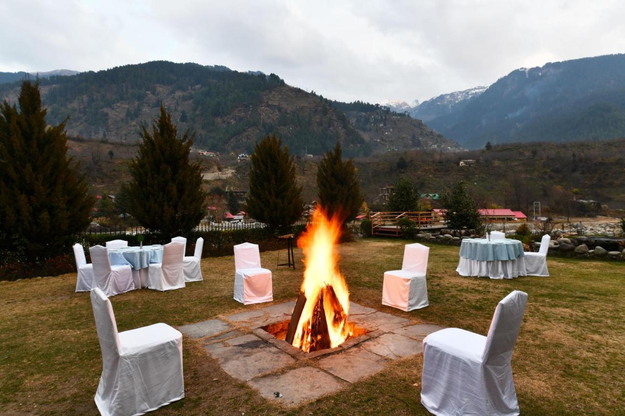 Mastiff Grand Manali Resort Ngoại thất bức ảnh