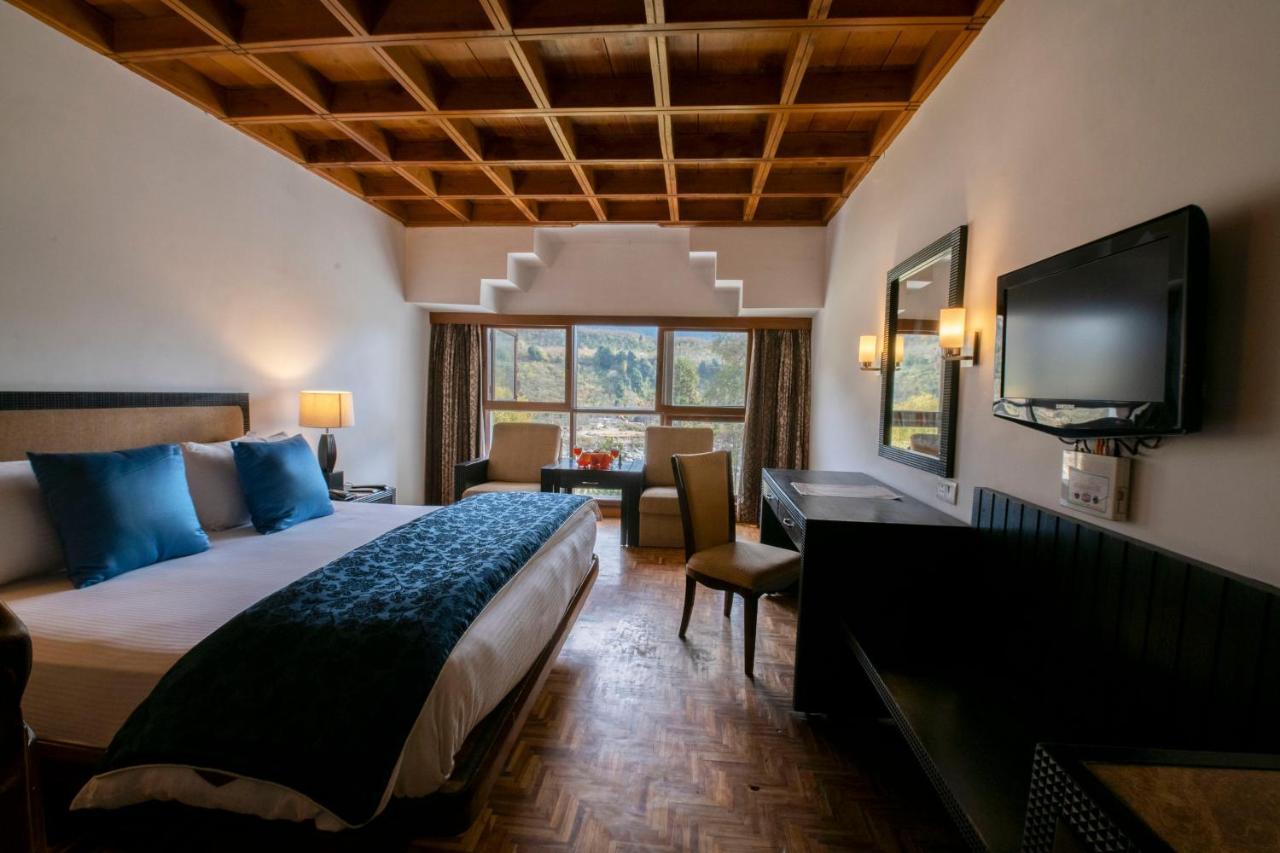 Mastiff Grand Manali Resort Ngoại thất bức ảnh