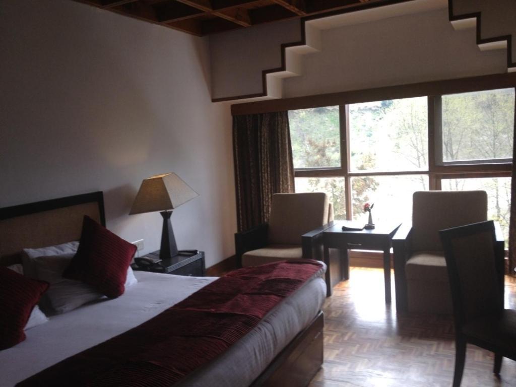 Mastiff Grand Manali Resort Phòng bức ảnh